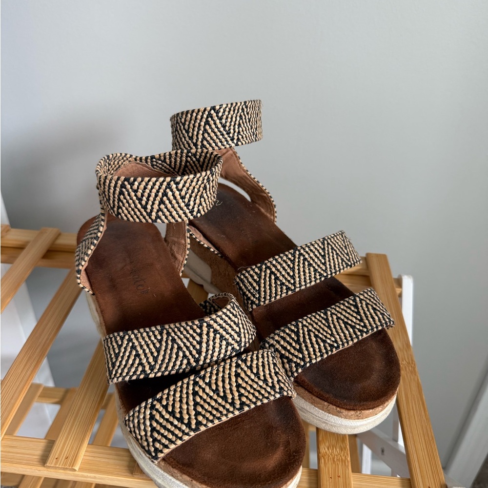 Altar’d State Platform Sandals